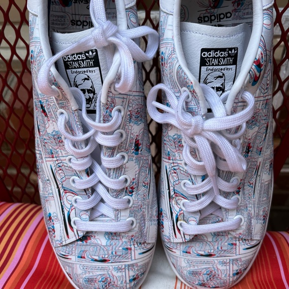 Adidas Stan Smith Mickey Mouse Disney 3D Comic Sneaker Limited Edition Size 11 - Picture 4 of 7